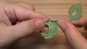 Как связать простой листик крючком - Easy To Crochet Leaf