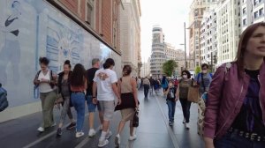 [4k] Walking through the beautiful Gran Via in the heart of Madrid,madrid tour,where to go (Spain)