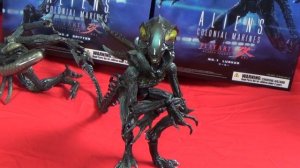 Play Arts Kai Aliens: Colonial Marines Spitter & Lurker Figures - Alien Stuff