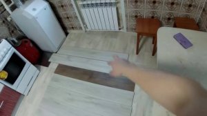 Необычная отделка.Клеим ламинат на стену-1 ЧАСТЬ