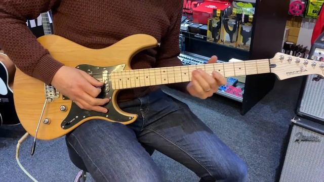AWESOME YAMAHA PACIFICA 112VMX DEMO AT MUSIC WORLD IPSWICH смотреть онлайн