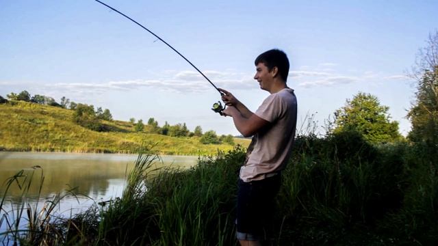 Ловля щуки, рыбалка летним утром! смотреть онлайн