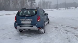 Разворот на ручнике, в ограниченном пространстве.