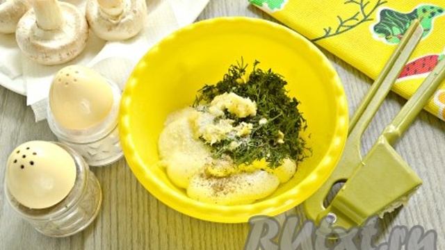 Шампиньоны в майонезе с чесноком в духовке