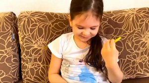 Забавное видео для детей! Веселые ребята и Непрерывная Икота! Что поможет лимон, вода, воздушный ша