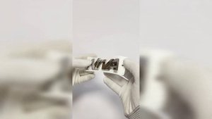 Видеообзор Шильдик Нива на крышку багажника для Лада Нива Легенд, Тревел от DetalCar