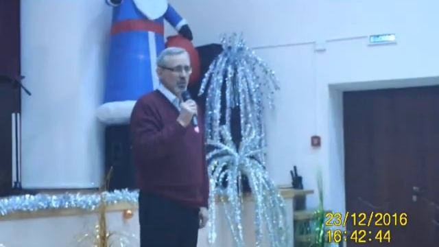 Десантники вручают эл. коляску ребёнку- инвалиду (ДЦП) Карачевцев Павлик смотреть онлайн