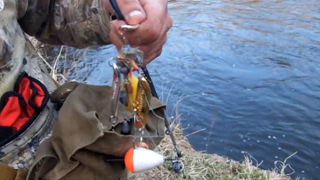 Секрет матерого рыбака по хранению блесен на рыбалке смотреть онлайн