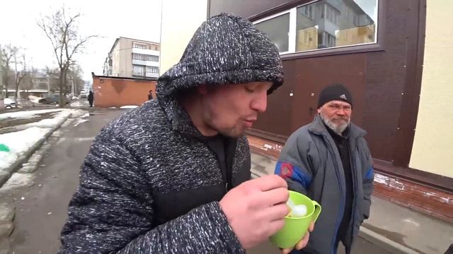 Хочу пожрать - 4 горшка еды на выбор Блатные с района пробуют деликатес смотреть онлайн