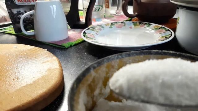 Замораживаю кабачки,варю куриный супчик в мультиварке,жарю котлеты смотреть онлайн