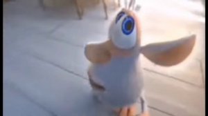 Буба крутится и смотрит на верх одновременно (мем)