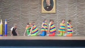 танец с карандашами