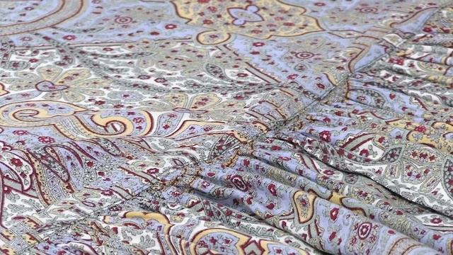 Длинное платье с кружевом и оборками. Обзор готового изделия — интересное платье с длинным рукавом.