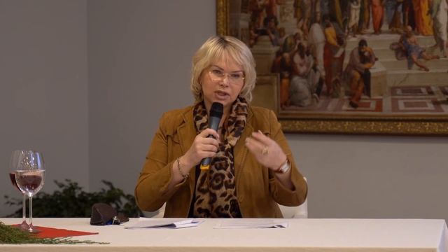 Синемалогия по фильму "Семейка Джонсов"