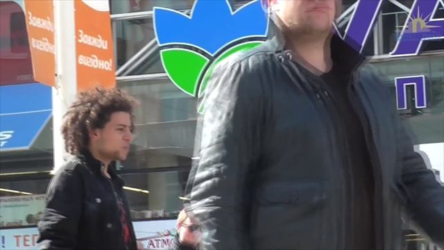 Как познакомиться парню с парнем [Розыгрыш] / How to meet a guy with a guy [Prank]