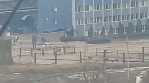 Техника ВС РФ вошла в город Тростянец Сумской области.