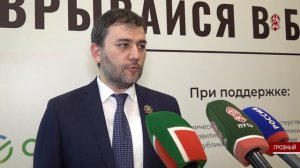 РАМЗАН-ХАДЖИ КАДЫРОВ ТОРЖЕСТВЕННО ВРУЧИЛ РУСЛАНУ АЛХАНОВУ ПОГОНЫ ГЕНЕРАЛ-ПОЛКОВНИКА