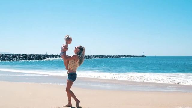 Девушки и море! смотреть онлайн