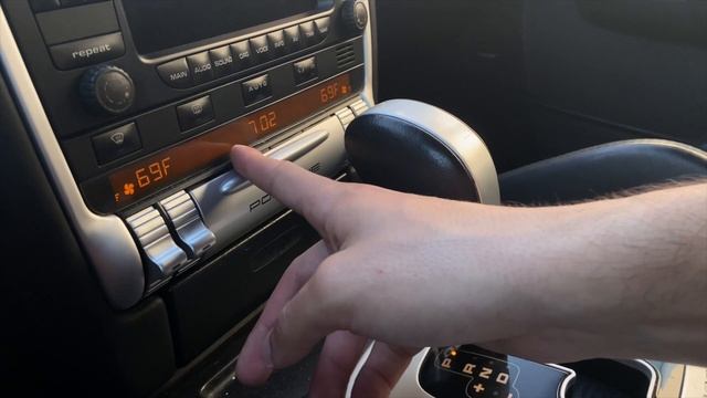 Porsche Cayenne Features - Pleasant Secrets and Surprises смотреть онлайн