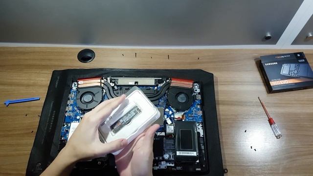 ?LENOVO LEGION Y720 - UPGRADE SSD M.2  ‹ LuanziN ›