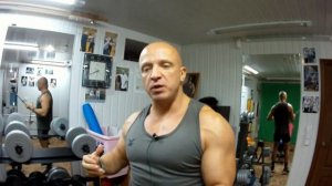Восстановление разрыва бицепса. Месяц спустя.