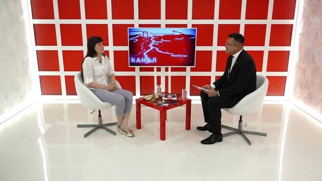 Интервью на 8 канале. Валерий Власов , Наталья Мокшина