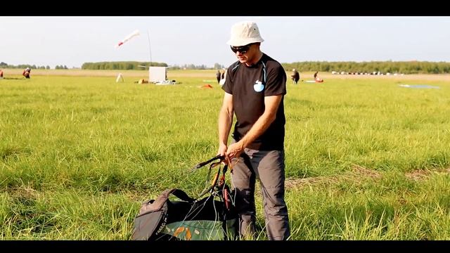 Как устроен параплан, как подготовить его к полету и как им управлять