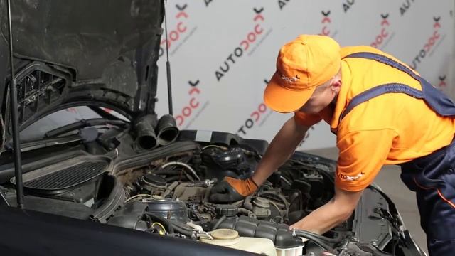 Byta tändstift MERCEDES-BENZ S W220 Guide | Autodoc смотреть онлайн