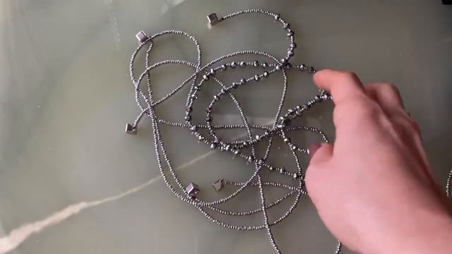 Что можно сделать из старых надоевших бус?Переделка украшений?