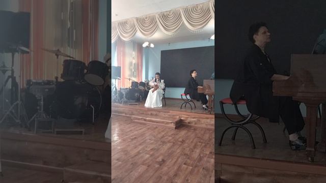 Оралбай Алуа,Преподаватель Тусупова К,Б,Концертмейстер Беседина Т.В.Бах-Гуно "Аве Мария" смотреть онлайн