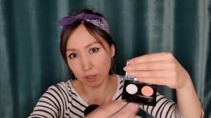 АСМР на русском/Сестра сделает макияж/С жвачкой/ASMR in Russian/Sister does your makeup/With gum