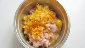 Рубленые куриные котлеты с морковью и луком