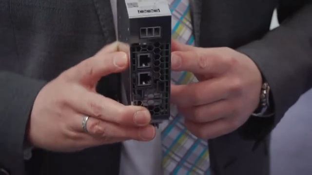 QUINT DC UPS for EtherNet IP- Phoenix Contact смотреть онлайн