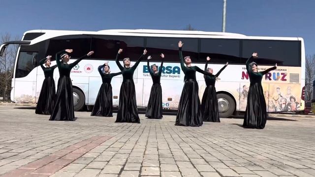 Uzbegim doppisi- Botir Qodirov.#uzbekistan #tashkent #dance #танец #tumor ￼ смотреть онлайн