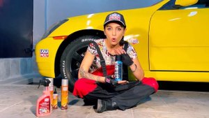 Настя готовит своё авто к зиме