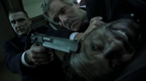 Почему его зовут Борис хрен попадешь.  Большой куш