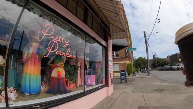 Seattle SUMMER Is Finally Here! Capitol Hill Walking Tour + Street Photography ☀️? смотреть онлайн