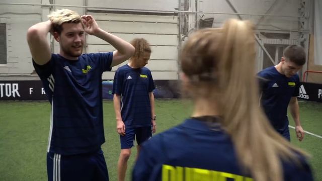 ГЕРМАНА вызвали в СБОРНУЮ ADIDAS RUSSIA feat ЖИВОЙ ФУТБОЛ, Игорь Олейник и др. смотреть онлайн