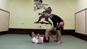 Урок   2  Проход закрытого гарда, колено на животе и рычаг локтя  Close guard pass, armbar