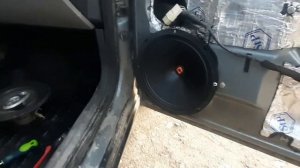 Замена штатных динамиков в Lada priora на Dl audio raven 200