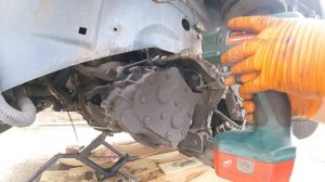 How to remove a Chrysler Dodge gearbox/Как снять коробку передачи Chrysler Dodge