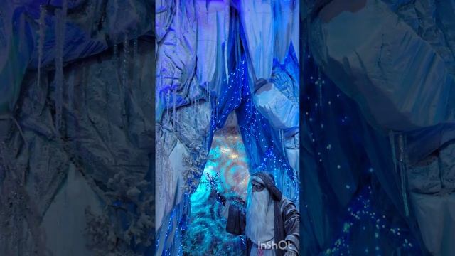 ТРЦ "Dana Mall" #девочки #danamall #скороновыйгод смотреть онлайн