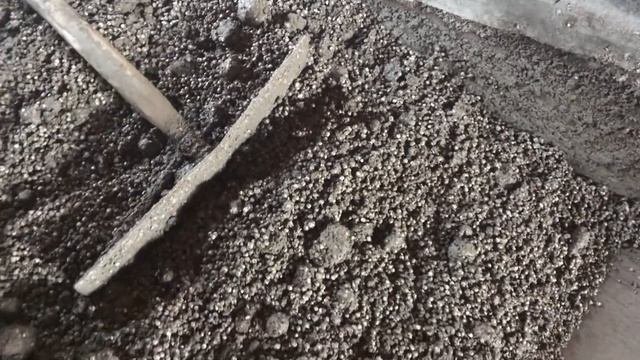 Делаем Полистиролбетонные Блоки прогоняем через шлакоблочный станок.
