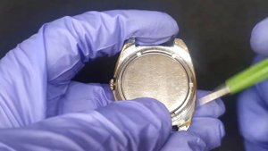 Vintage mechanical Soviet men's watch Chaika 2609 H USSR 17 stones DOES NOT WORK. Часы Чайка 2609 H