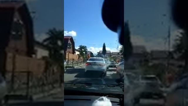 Адлер. Переселение 2х девушек из Архангельска с Курортного городка.