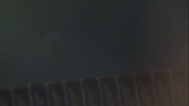 Разбитый ЖК-экран смотреть онлайн