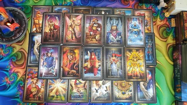 Для мужчин 👨💼 Мужчины в её голове 🤯Мужчина у неё на сердце 👸💞🤴🔮 смотреть онлайн