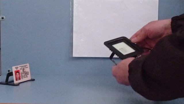 УФ Прожектор 365нм со съёмным фильтром смотреть онлайн