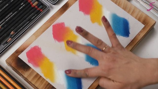 Экспресс-урок: фиксативы для пастельной живописи | Что такое фиксатив для пастели смотреть онлайн