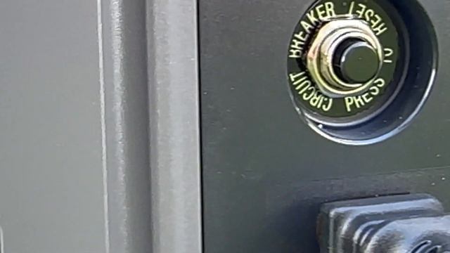 Allpowers R2500 & 400W Folding Solar First Impressions смотреть онлайн